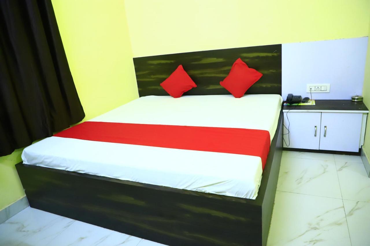 Shivraj Homestay Матхура Екстер'єр фото