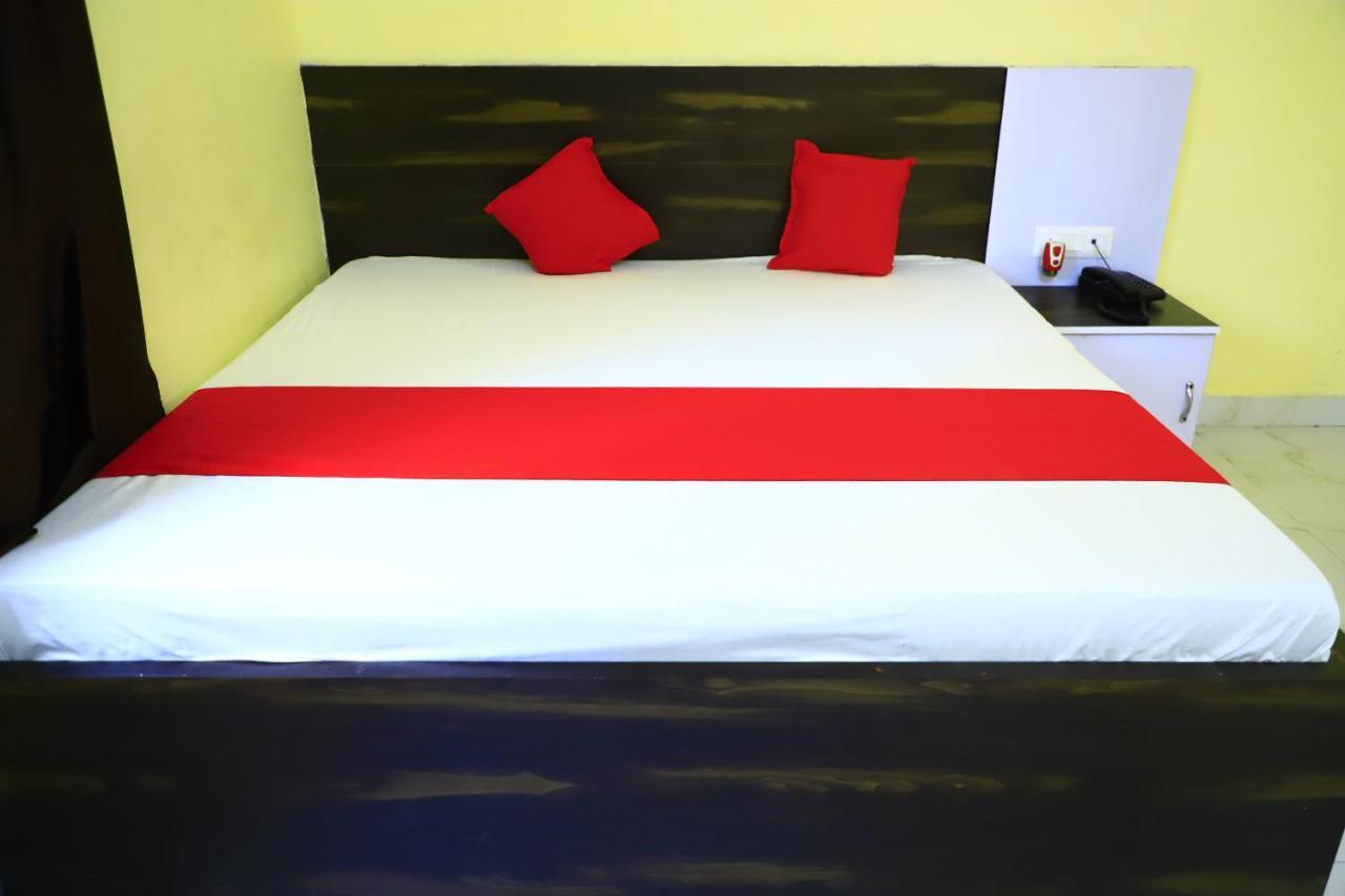 Shivraj Homestay Матхура Екстер'єр фото