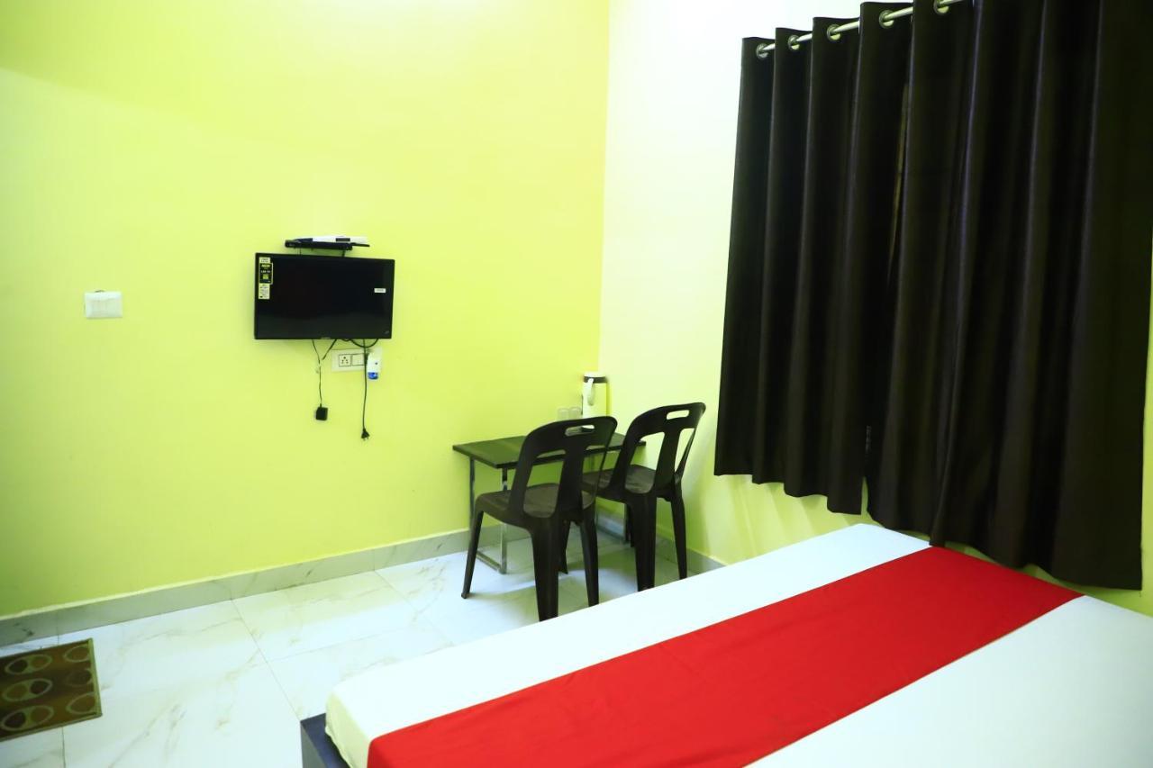 Shivraj Homestay Матхура Екстер'єр фото