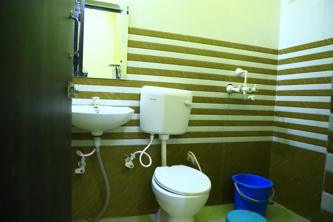 Shivraj Homestay Матхура Екстер'єр фото